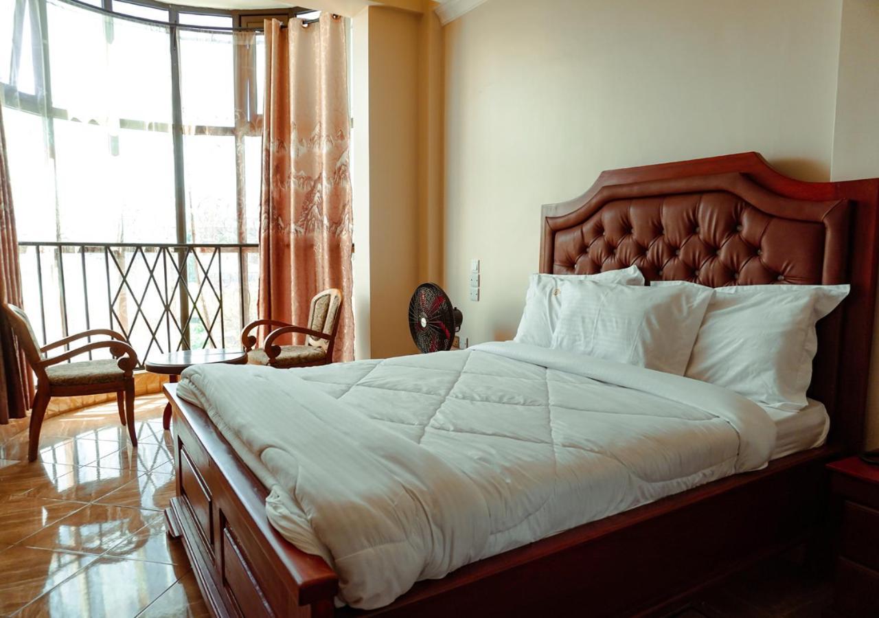 Senator Hotel Arusha Bagian luar foto